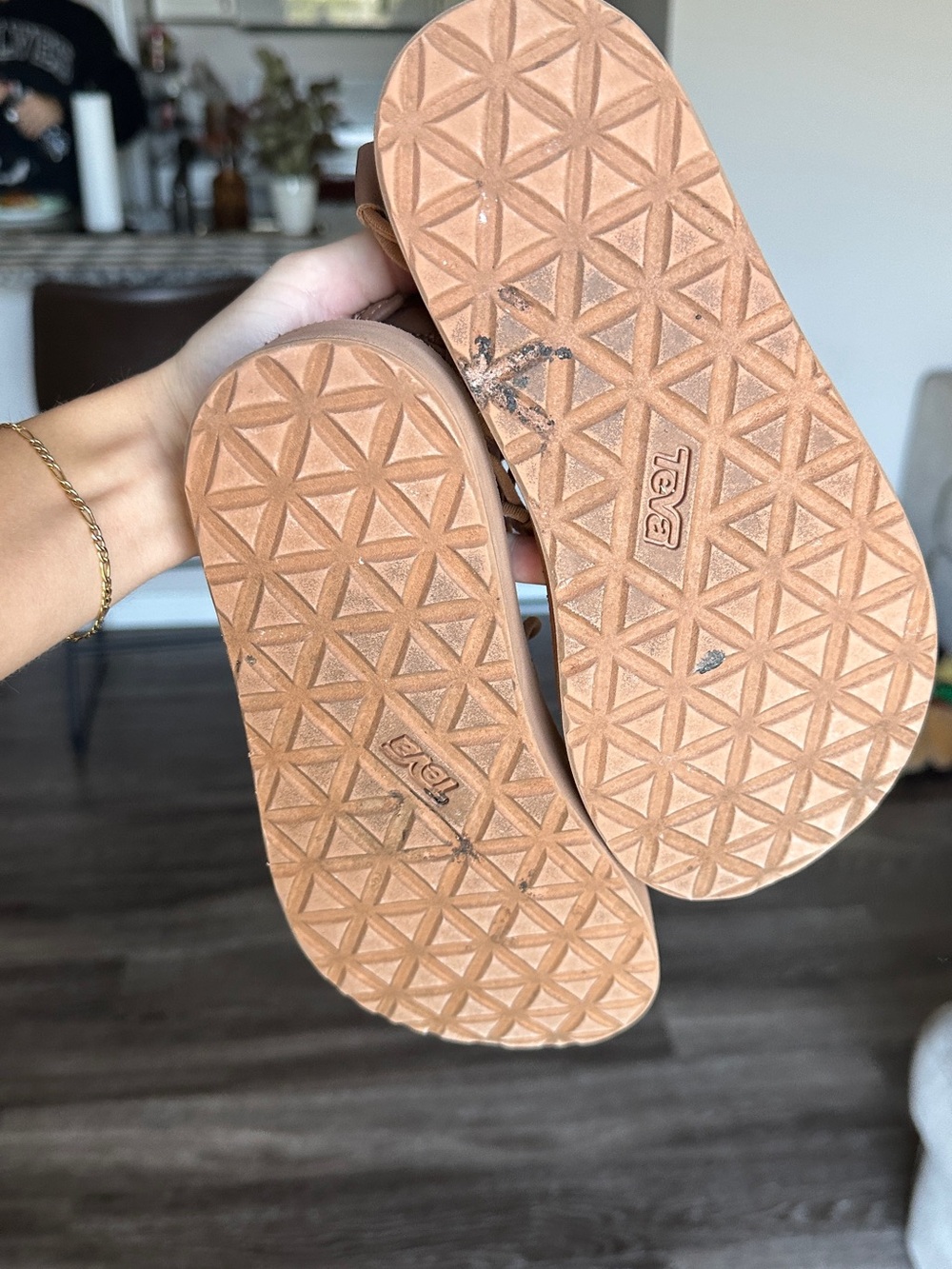 Teva Midform Infinity Sandals - Picture 4 of 4